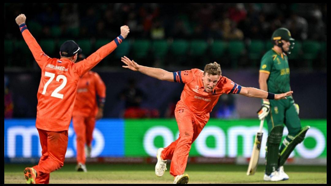 আফগানদের পর এবার দক্ষিণ আফ্রিকাকে হারিয়ে অঘটনের জন্ম দিলো নেদারল্যান্ডস